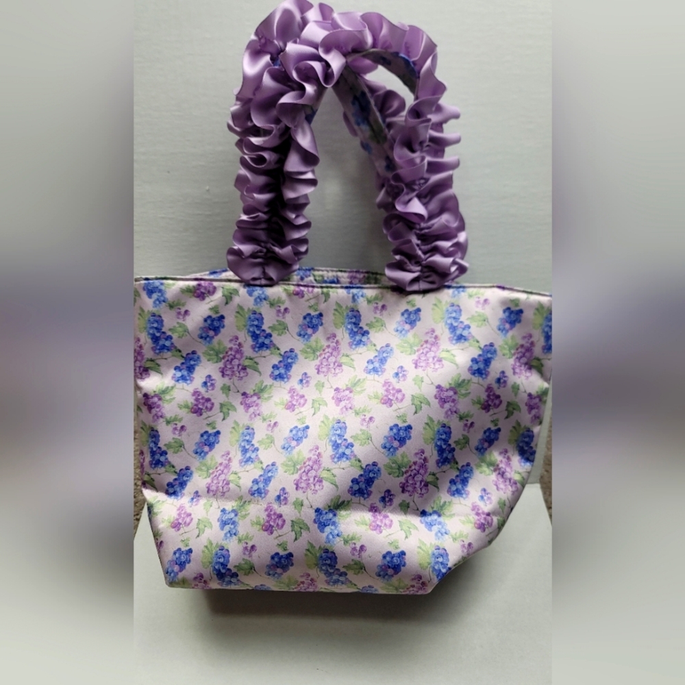 Maison De Fluer Grape Pattern Purple Ruffled HandledTote Bag